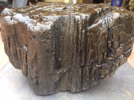 Khoi go ngoc am hoa thach doi mau, tra tram trieu chua ban - Anh 2