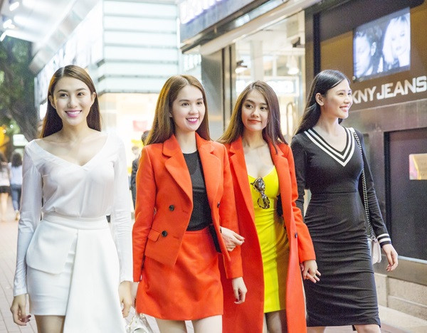 “Hút mắt” với phong cách thời trang sân bay của Ngọc Trinh ảnh 7