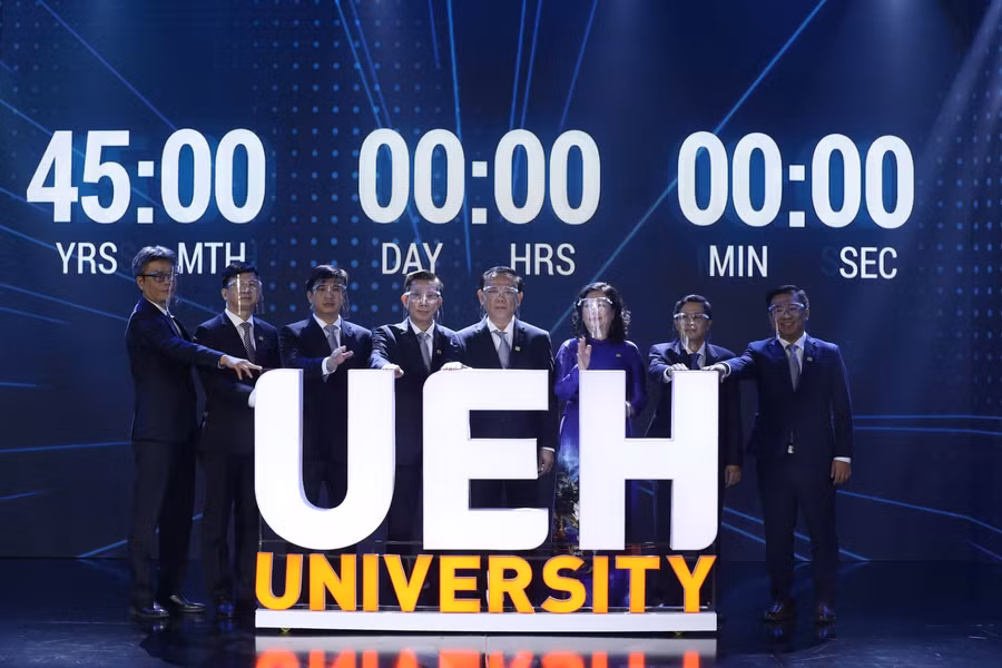 Dịp kỉ niệm 45 năm ngày thành lập, Trường ĐH Kinh tế TP.Hồ Chí Minh chính thức ra mắt 3 trường thành viên, hướng đến Đại học UEH đa ngành và bền vững.