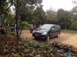 Kiểm tra thông tin “1 Sở có 6 Phó giám đốc”, “dùng xe công đi lễ chùa”