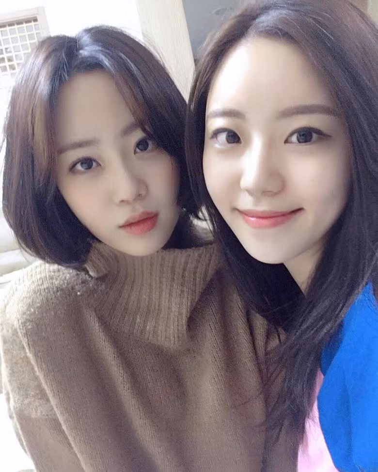 Những chị em gái xinh đến ngỡ ngàng của các thần tượng K-pop ảnh 7