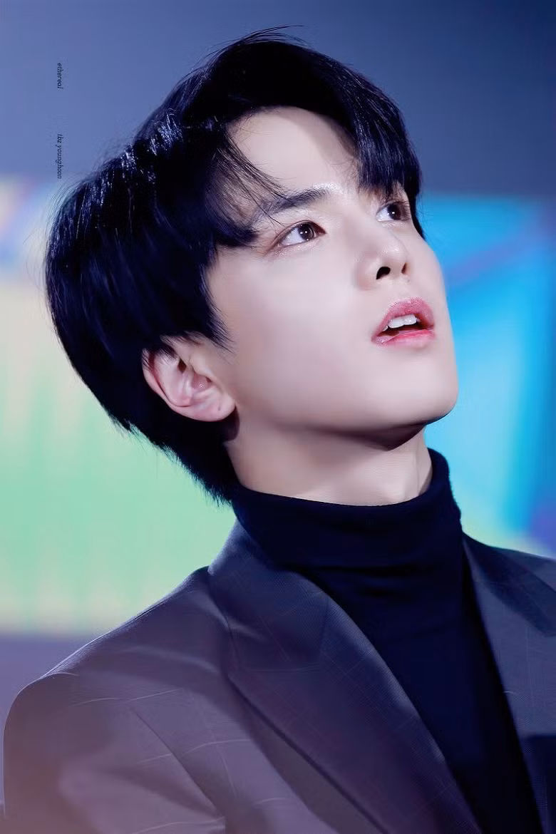 Younghoon (The Boyz): Hình ảnh giống như CGI của Younghoon khiến anh ấy trở thành một lựa chọn hiển nhiên.