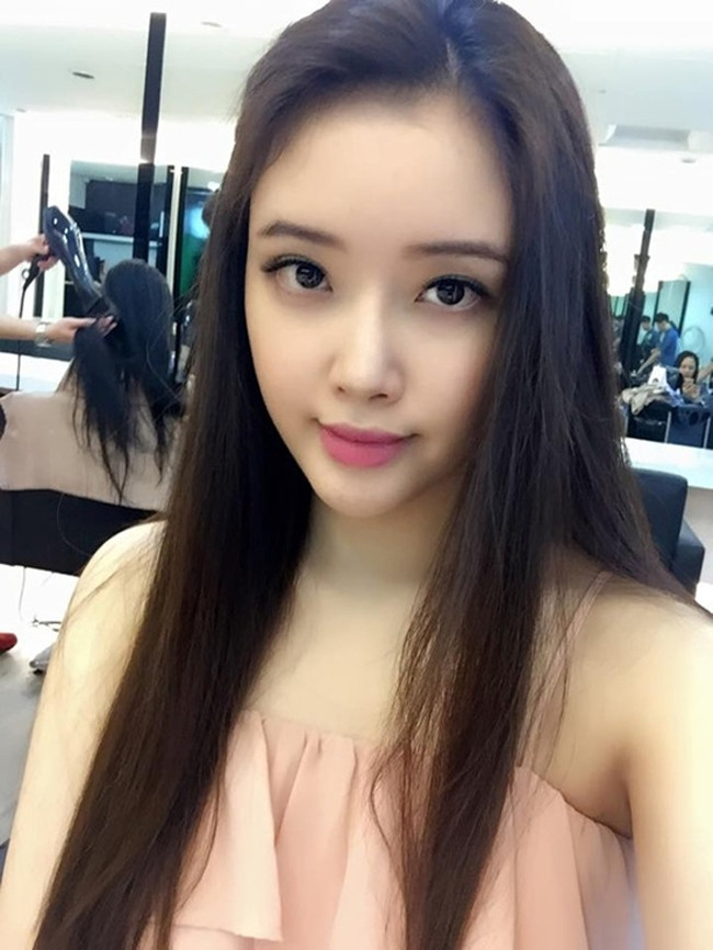 Cân đo vẻ xinh đẹp, gợi cảm 5 cô em gái của mỹ nhân Việt Can do ve xinh dep, goi cam 5 co em gai cua my nhan Viet