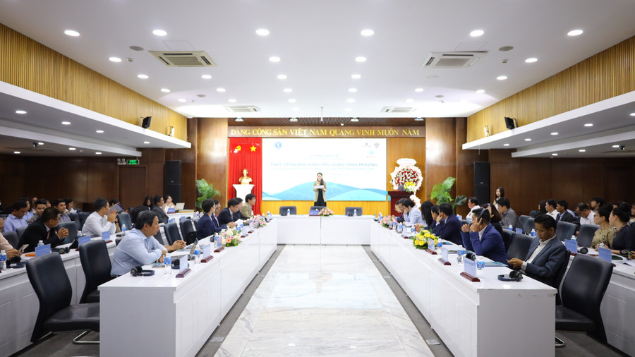 Toàn cảnh hội thảo. Toàn cảnh hội thảo.