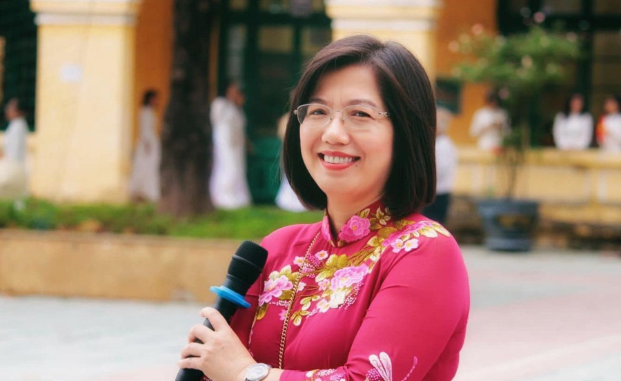 Cô Cao Tố Nga – Hiệu trưởng Trường THPT Ngô Quyền – TP Hải Phòng. Ảnh: Đình Tuệ Cô Cao Tố Nga – Hiệu trưởng Trường THPT Ngô Quyền – TP Hải Phòng. Ảnh: Đình Tuệ