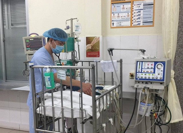 Bệnh nhi sinh non,viêm phổi cần phác đồ điều trị đặc biệt. Ảnh minh họa Bệnh nhi sinh non,viêm phổi cần phác đồ điều trị đặc biệt. Ảnh minh họa