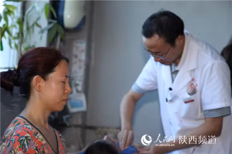 Bam huyet de giam nuoc thua trong co the, khoe noi tang, giam can - Anh 7