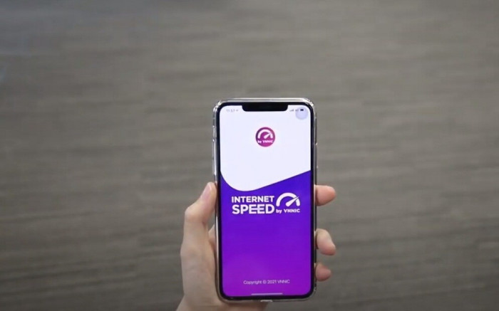 Ứng dụng i-Speed được triển khai trên cả hai nền tảng iOS và Android. Ứng dụng i-Speed được triển khai trên cả hai nền tảng iOS và Android.