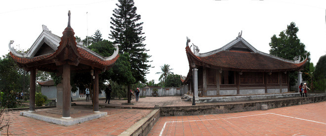 Ngỡ ngàng tác phẩm chạm trổ cảnh ái ân ở đình Phù Lão