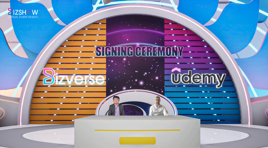 Ông Trịnh Công Duy - Founder Bizverse và Ông Steve Sutcliffe - Điều hành doanh nghiệp cấp cao APAC Education, đại diện Udemy tiến hành lễ ký kết trên nền tảng Bizshow của Bizverse