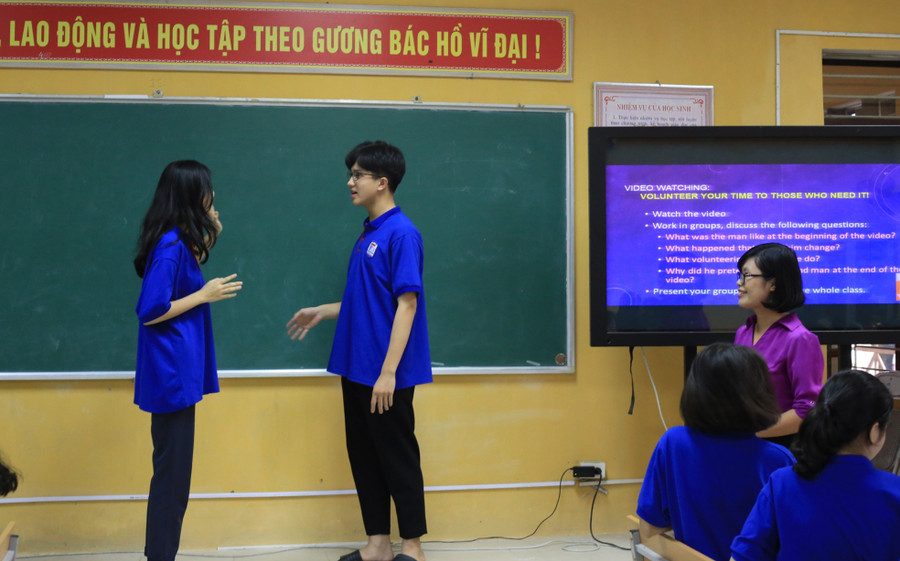 Tăng cường đối thoại trong từng tiết học