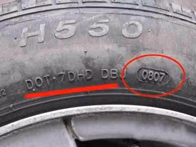 Đại bí mật về 4 chữ số trên lốp xe, hãy cẩn thận để khỏi chết oan