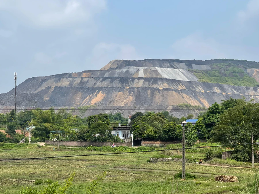 Bãi thải của Công ty than Khánh Hoà