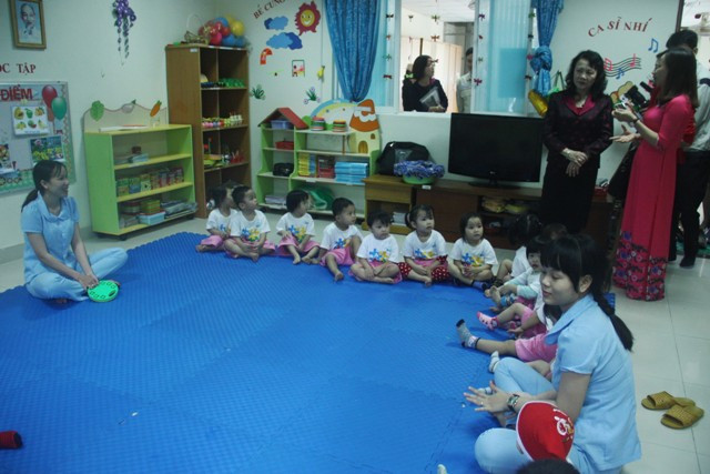 Trường mầm non tư thục Ước Mơ Doosan là trường mầm non duy nhất trong khu công nghiệp ở Quảng Ngãi do doanh nghiệp xây dựng phục vụ con em người lao động của công ty. Học sinh ở đây được hỗ trợ 100% học phí và 50% tiền ăn. Theo tiết lộ của doanh nghiệp, mỗi năm công ty phải chi 2 tỷ để nhà trường hoạt động.