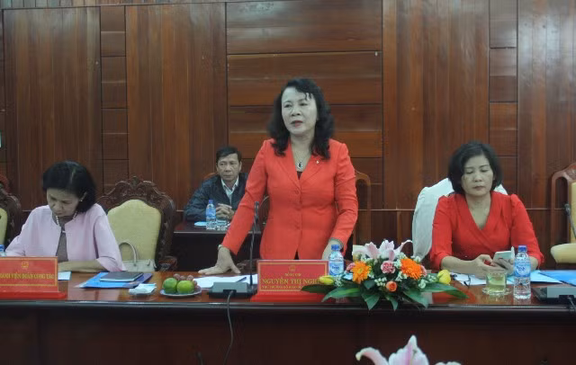 Thứ trưởng Bộ GD&ĐT Nguyễn Thị Nghĩa phát biểu tại buổi làm việc với tỉnh Quảng Ngãi Thứ trưởng Bộ GD&ĐT Nguyễn Thị Nghĩa phát biểu tại buổi làm việc với tỉnh Quảng Ngãi