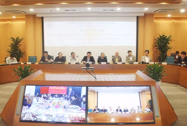 Hội nghị trực tuyến triển khai công tác chuẩn bị các điều kiện để áp dụng chương trình, sách giáo khoa mới