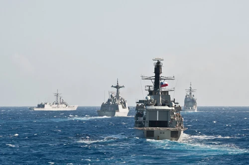 Các tàu chiến tham gia tập trận RIMPAC 2012. Ảnh: maritime security