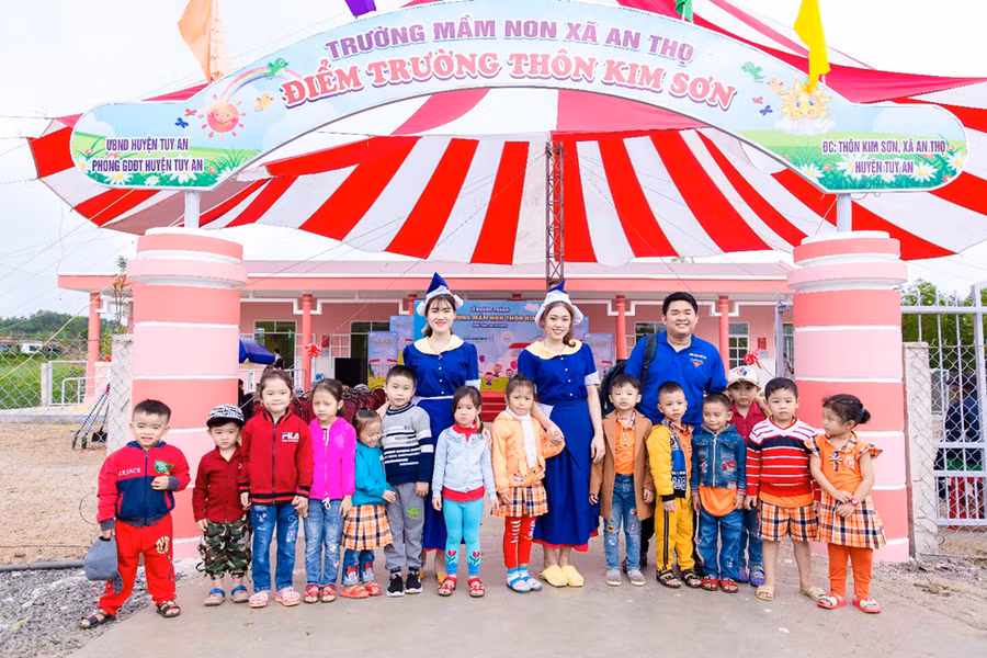 Sữa Cô Gái Hà Lan khánh thành trường mầm non cho trẻ em vùng sâu