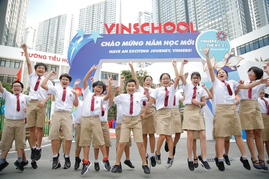 Ngắm ngôi trường đầu tiên của Vinschool tại TP. HCM trong ngày khai giảng