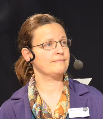 Bà Anja Johansen - Thứ trưởng Bộ Giáo dục và Hội nhập Na Uy.