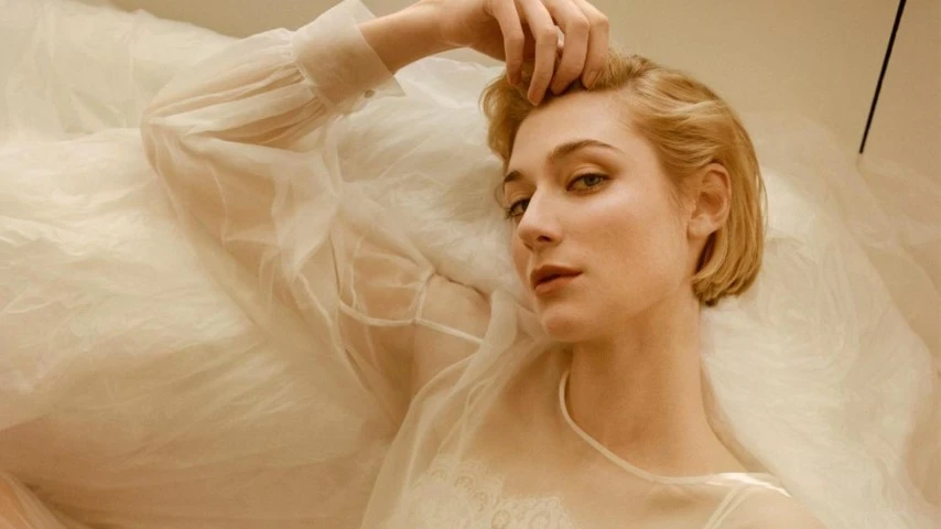 Elizabeth Debicki nổi bật trước dàn diễn viên nữ tại Hollywood.