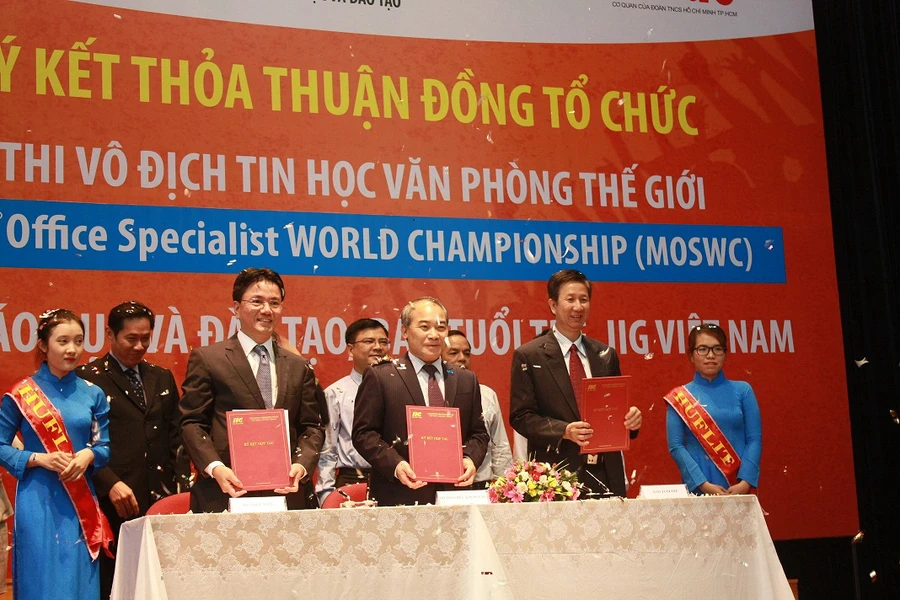 Bộ GD&ĐT sẽ đồng tổ chức thi vô địch Tin học văn phòng thế giới