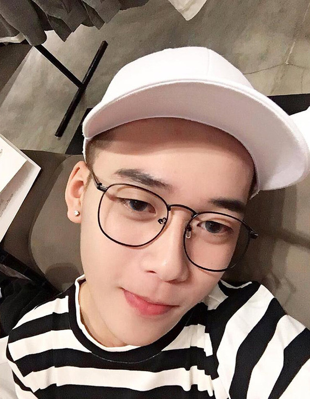 Vẻ điển trai của 9x hút hơn 250 ngàn người theo dõi trên facebook ảnh 2 Hoài Nhân được nhắc đến như một hot facebooker với hơn 250 ngàn người theo dõi trên trang cá nhân.