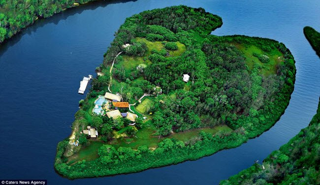 Những kỳ quan thiên nhiên hình trái tim trên thế giới ảnh 2 Những kỳ quan thiên nhiên hình trái tim trên thế giới ảnh 2