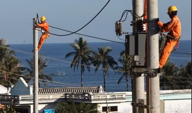 Cấp điện lưới quốc gia cho đảo Trần và đảo Cái Chiên (Quảng Ninh)