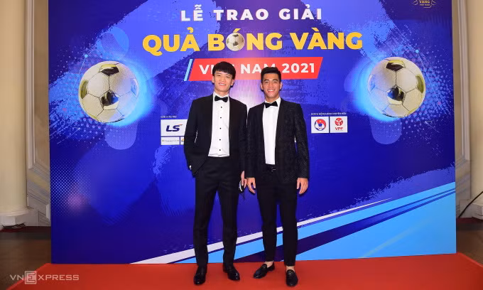 Vượt qua Quang Hải và Tiến Linh, Hoàng Đức đã xuất sắc giành Quả bóng vàng Việt Nam 2021.