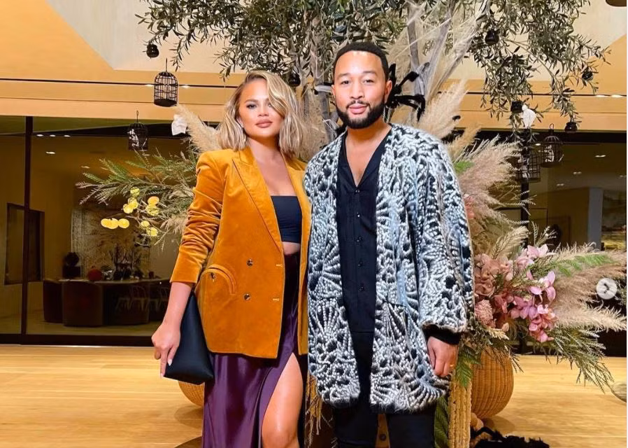 8 người đàn ông nổi tiếng khiến thế giới ngưỡng mộ vì tình yêu tuyệt đẹp ảnh 5