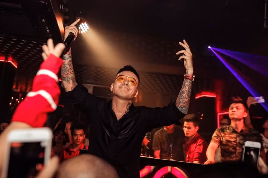 Nam ca sĩ Tuấn Hưng lên tiếng việc trở lại sân khấu sau tuyên bố "tạm ngưng hát" ảnh 2