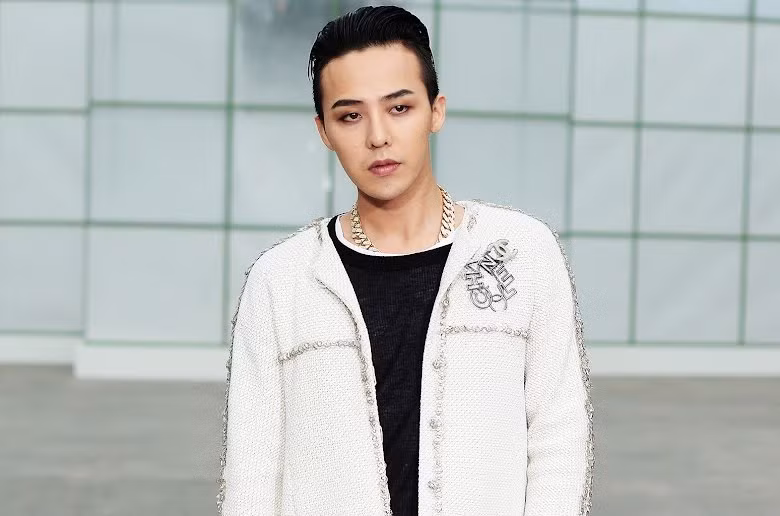 10. G-Dragon của BIGBANG: G-Dragon là một trong những ca sĩ hàng đầu của Hàn Quốc. Không những có một lượng fan khổng lồ ở Châu Á mà bản thân anh và nhóm nhạc BIGBANG còn có rất nhiều fan trên toàn thế giới.