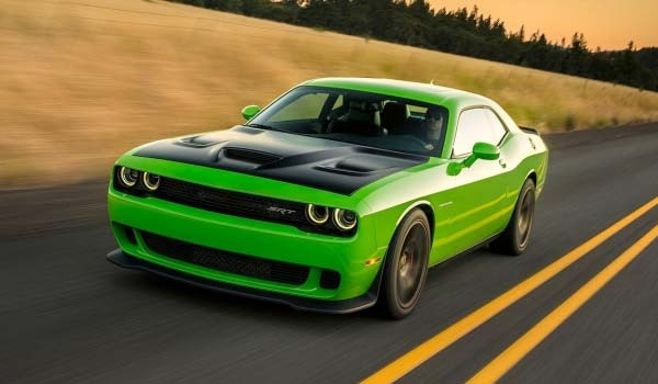 Động cơ 6.2-liter Supercharged OHV V8 (Dodge Chall