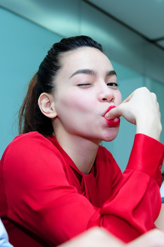 "Subeo chỉ được phép mặc những bộ đồ... vừa tiền vì cậu ấy còn phát triển rất nhiều nên hàng hiệu là điều cấm kỵ, không nên và quá xa xỉ". D