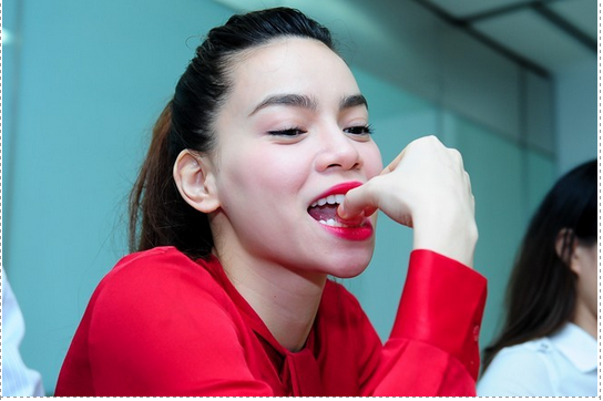 Hà Hồ: Lần cuối nói về việc so sánh với Mỹ Tâm