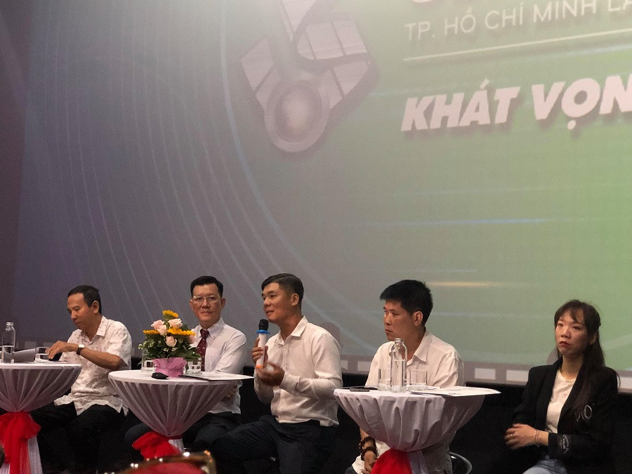 Các thành viên tham gia buổi giới thiệu về Liên hoan phim Sinh viên lần thứ 4 chia sẻ nhiều điểm mới của cuộc thi năm nay.