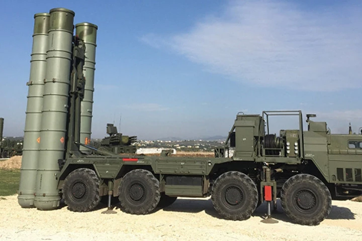 Nga điều S-400 tới Crimea, trị "những kẻ gàn dở"