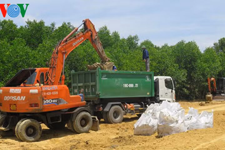 Điều tra nghi vấn chất thải của Formosa chôn lấp khắp nơi