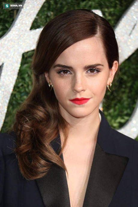 Cuộc sống khác biệt của Kristen Stewart và Emma Watson - Ảnh 3 Cuoc song khac biet cua Kristen Stewart va Emma Watson - Anh 3