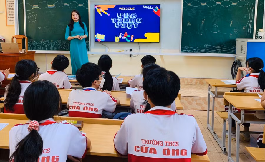 Cô Vũ Lan Anh trong một tiết học trên lớp. Ảnh: TG