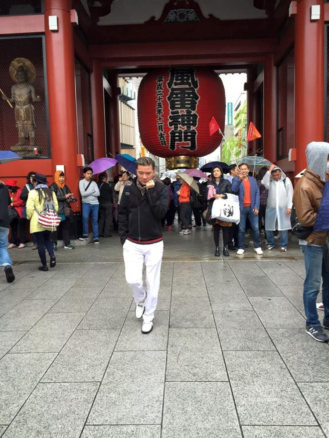 Đàm Vĩnh Hưng nhảy tàu tìm kiếm đồ thất lạc ở Nhật ảnh 4 Bị mất đồ ở Nhật Bản anh cho rằng bản thân mình có một trải nghiệm hú hồn pha chút ly kỳ, hồi hộp và kinh ngạc.