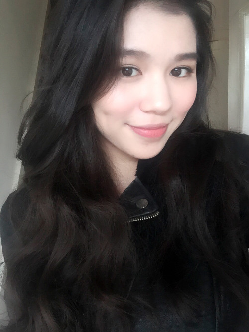 Nguyễn Cát Nhiên, sinh năm 1995, theo học trường University of the West of England, Anh. Cô bạn này sở hữu đôi chân trắng, thon dài với chiều cao 1m75. nhung-thi-sinh-miss-du-hoc-sinh-viet-chan-dai-noi-bat-2