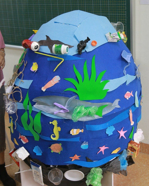 Một sản phẩm trứng phục sinh khổng lồ