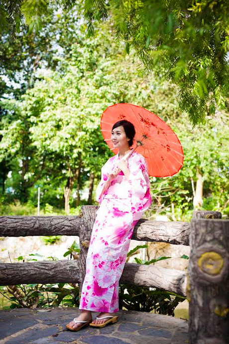 Hoài Thư