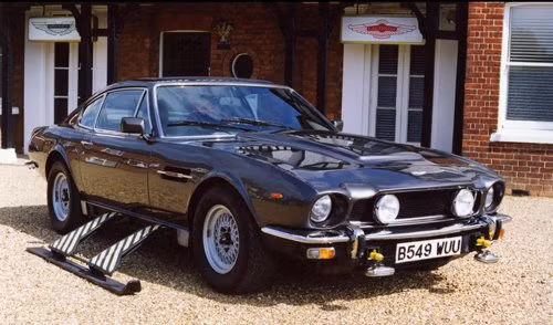 nhung sieu xe dinh dam gan lien voi diep vien 007 hinh anh 7