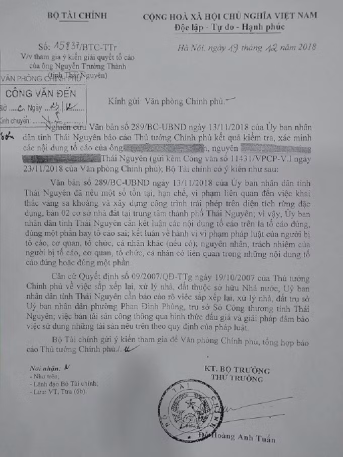 Lợi nhuận lớn từ việc khai thác vàng, doanh nghiệp đã mua 02 trụ sở công rồi bỏ đó, Bộ tài chính đã báo cáo Chính phủ