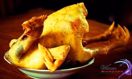 Cách luộc gà vàng bóng để cúng trong ngày lễ, tết - Ảnh 4