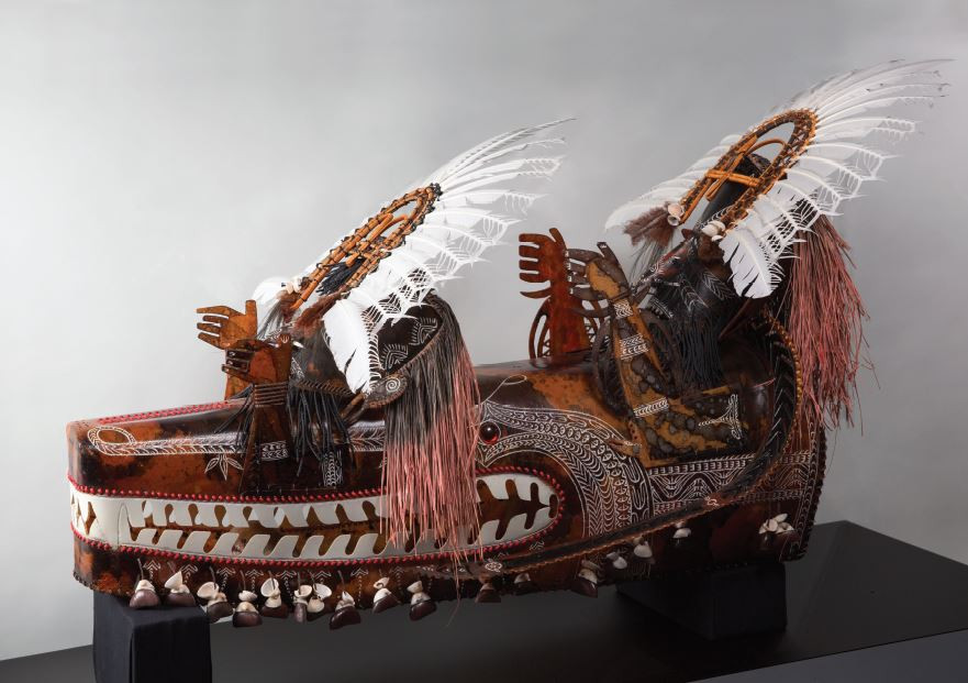 Mặt nạ vùng Eo biển Torres trưng bày tại triển lãm