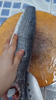 Cô gái bày cách tách vây cá lóc trong vài giây, hội mê cá thở phào nhẹ nhõm ảnh 6